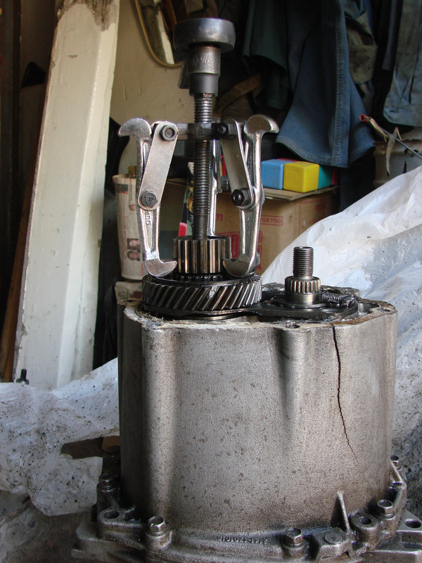 Попытка съема ступицы 5синхр.2932